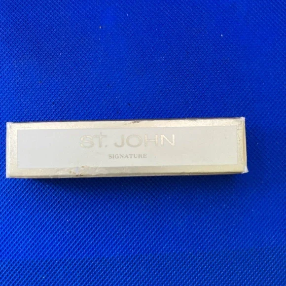 St. John Gold Fragrance Roller